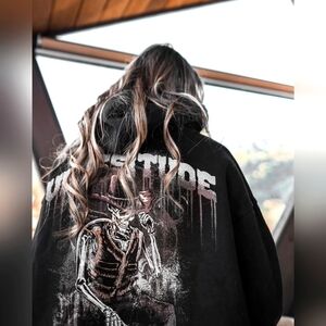 VICISSITUDE CROPPED HOODIE